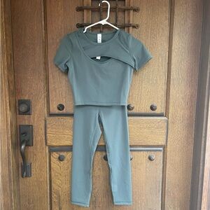 Lululemon set size S